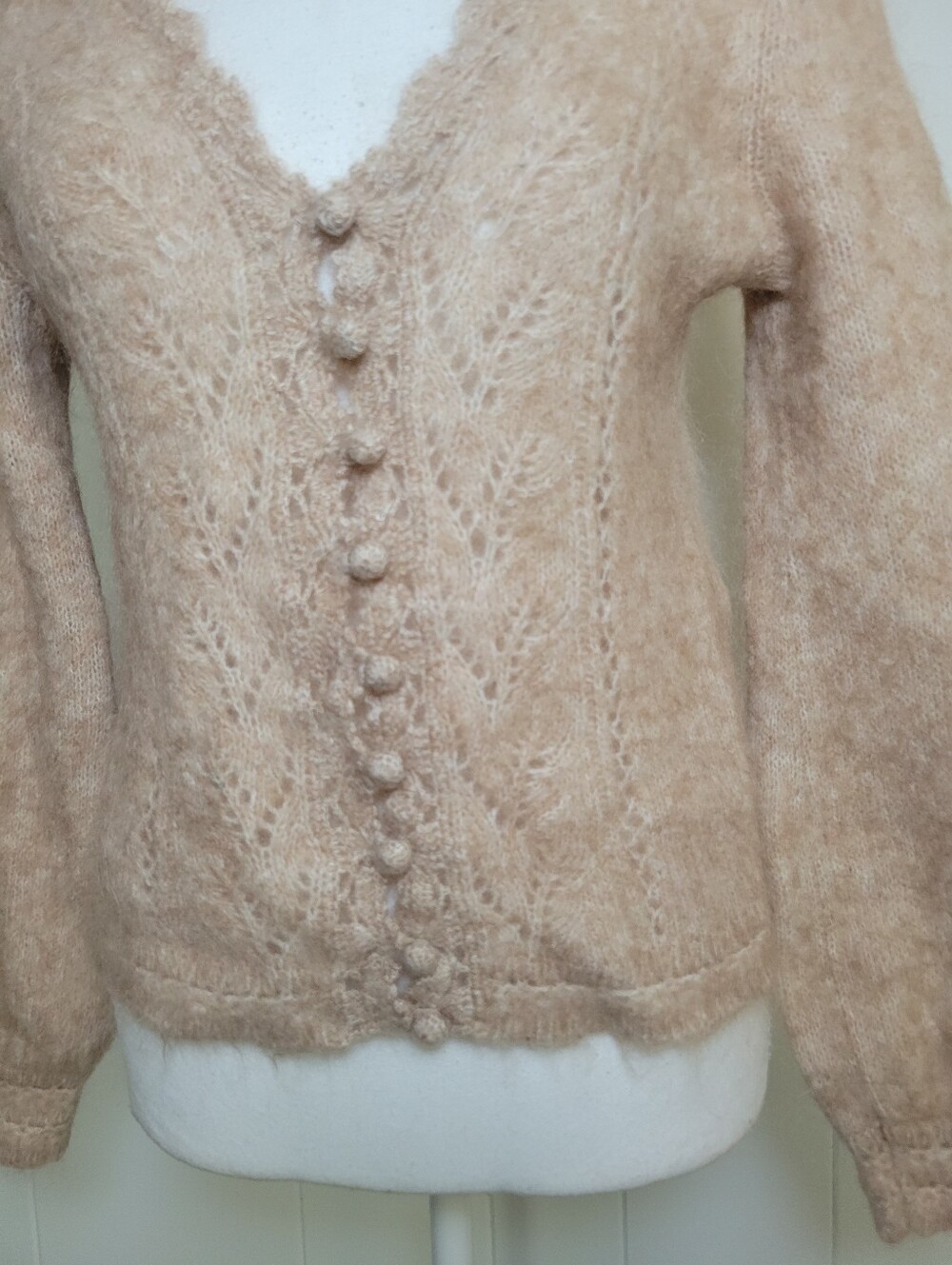 Sezane Angelo Cardigan Mohair Merino Wool Cream Beige Sweater Quiet Luxury MD - Picture 4 of 16